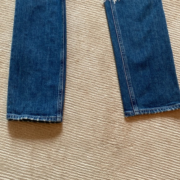 Paige Sarah Slim Distressed Knee Straight Leg High Rise Mid Wash Jeans Size 27 - Picture 7 of 13